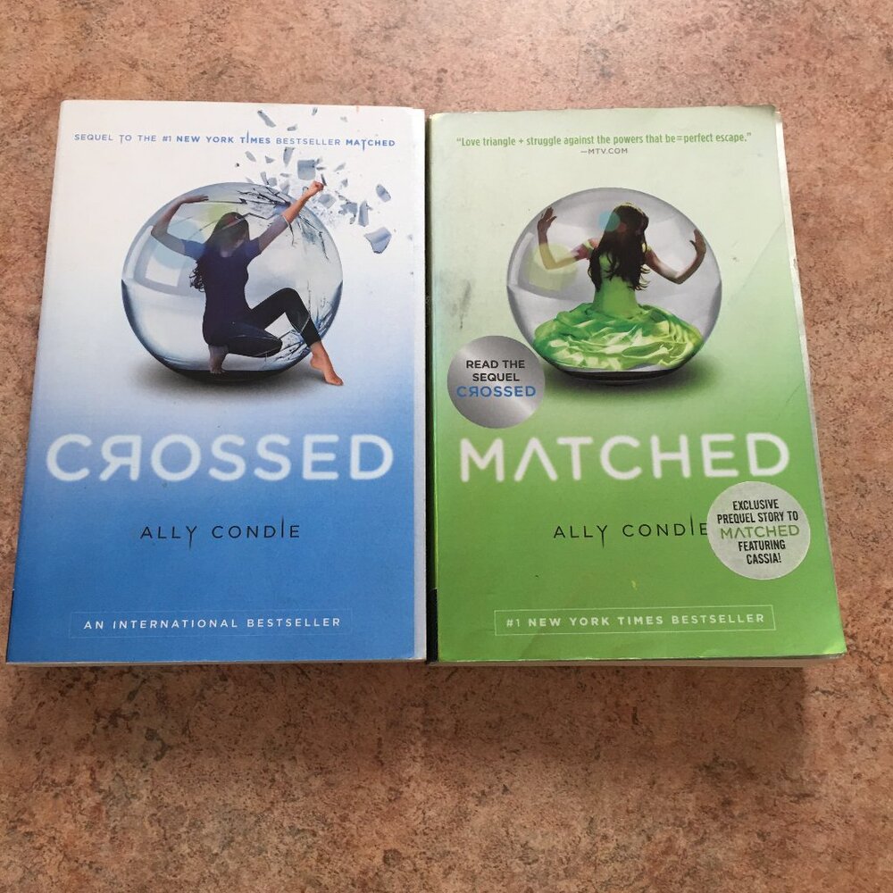 2 Ally Condie matched books matched , crossed